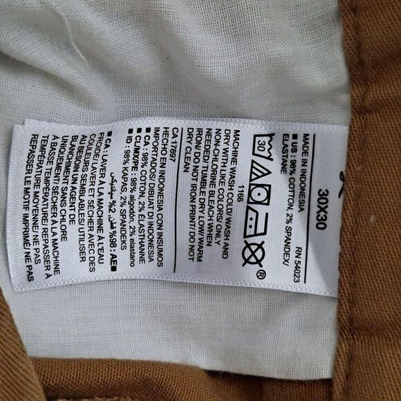 Mens Ultimate Loose Chinos NWT - Picture 8 of 9
